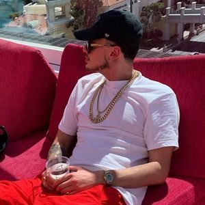 Meet your Posher, Leonardo